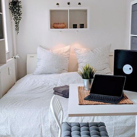 Lenastay L Tiny Apartment - Innenstadt Kaiserslautern Ngoại thất bức ảnh